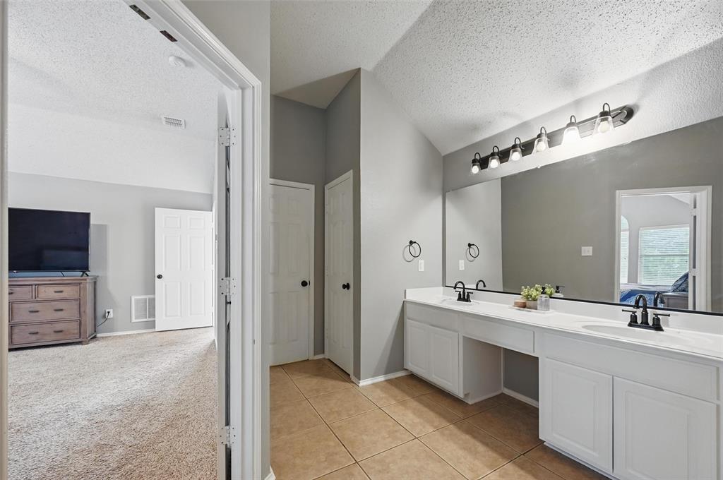 Rowlett, Texas 75089, United States, 4 Bedrooms Bedrooms, ,2 BathroomsBathrooms,Residential,Active,142232