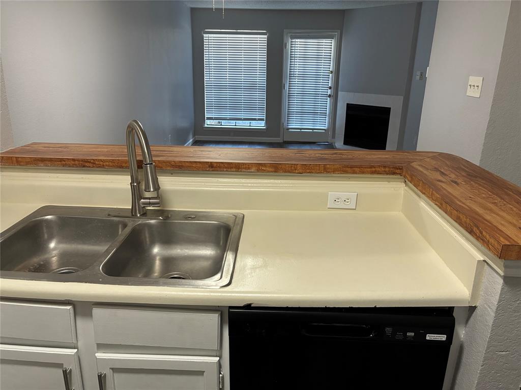 Sable Ridge Condos Ph 01-06 - Residential