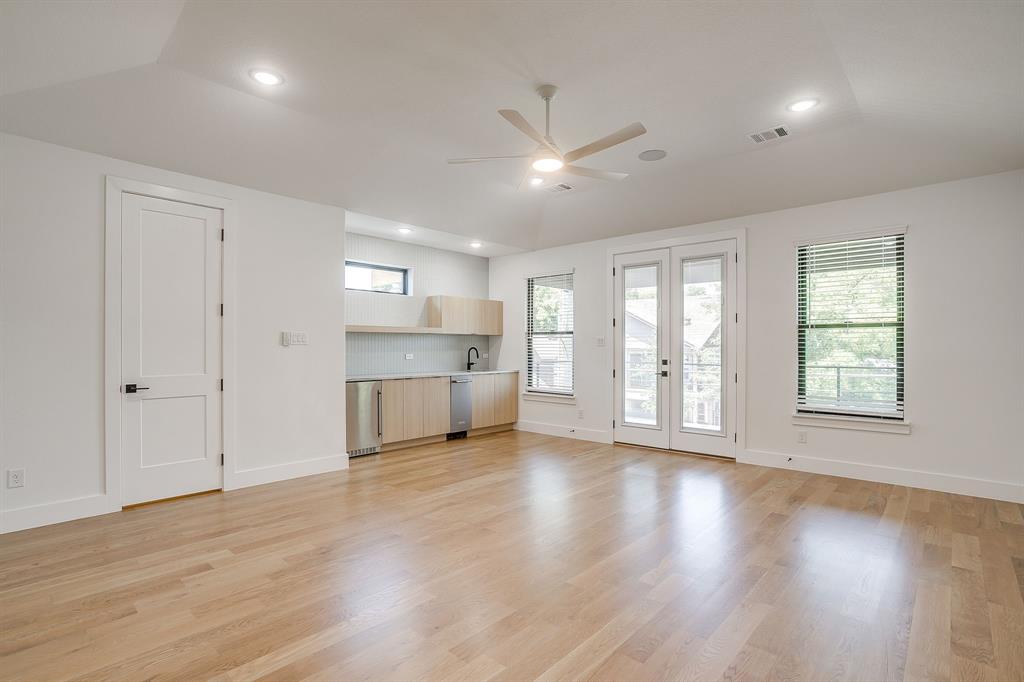 Country Club Heights - Residential