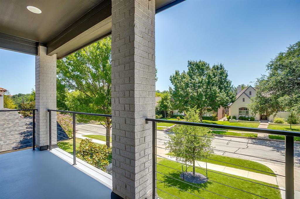 Country Club Heights - Residential