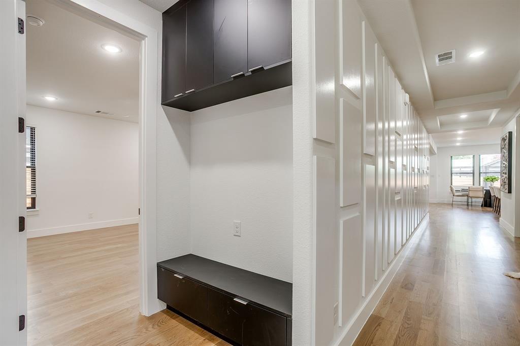 Country Club Heights - Residential