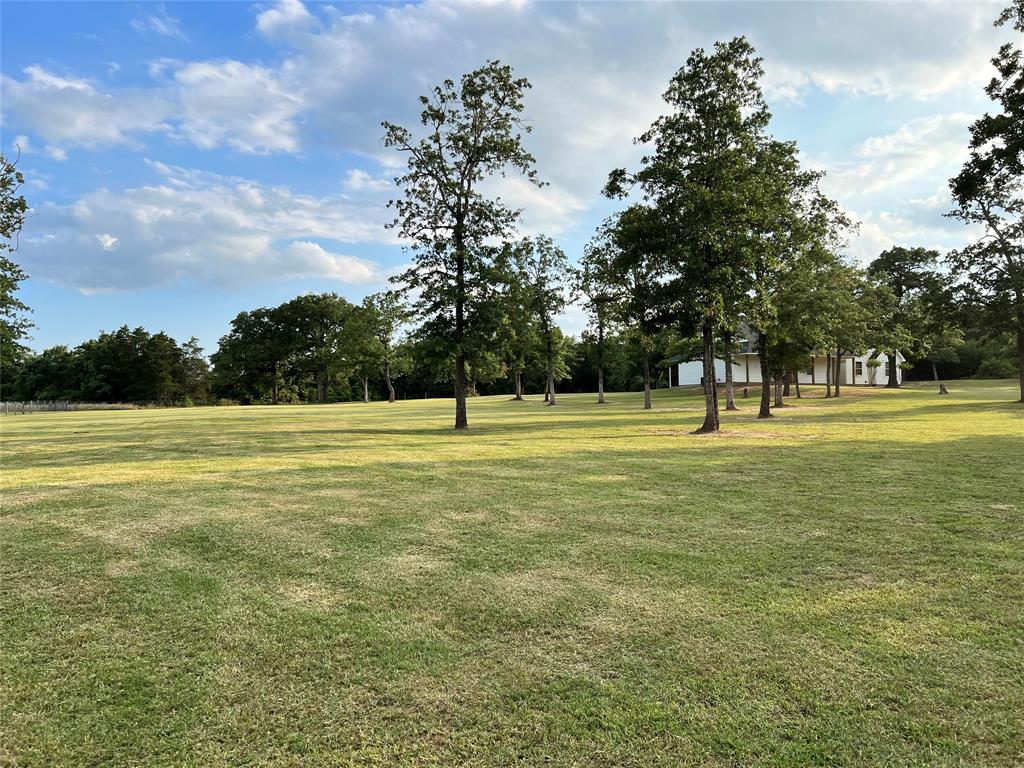 1044 Private Road 7039