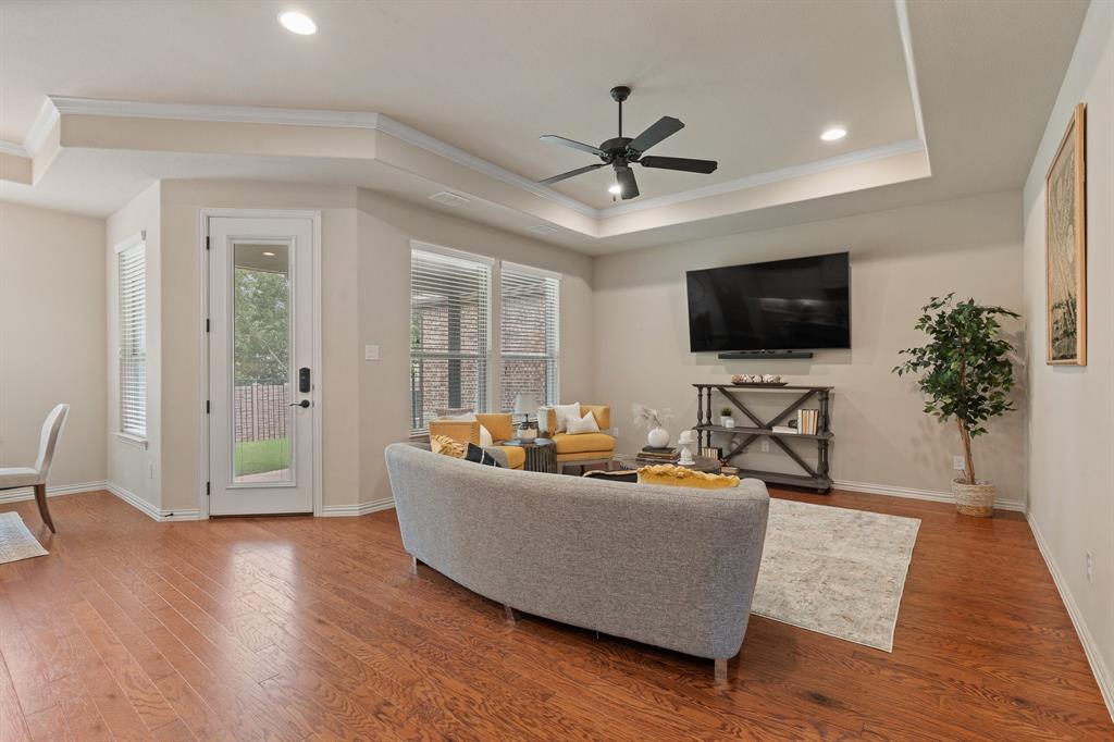 2802 Esplanade Boulevard 5802