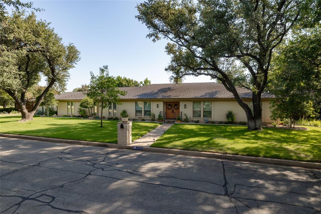 Ridglea Country Club Estates - Residential