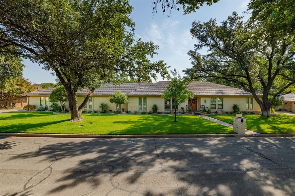 Ridglea Country Club Estates - Residential