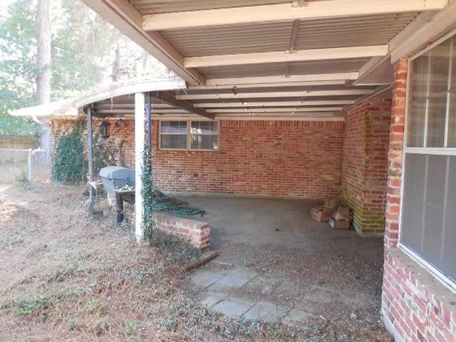 9509 Royalton Drive