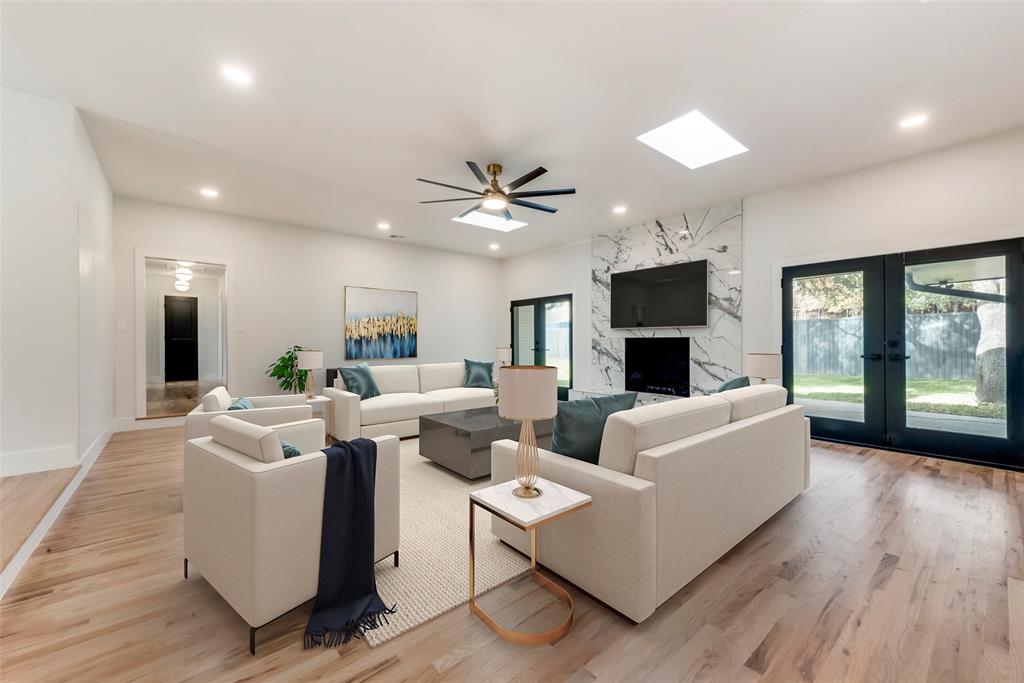 7335 Royal Circle
