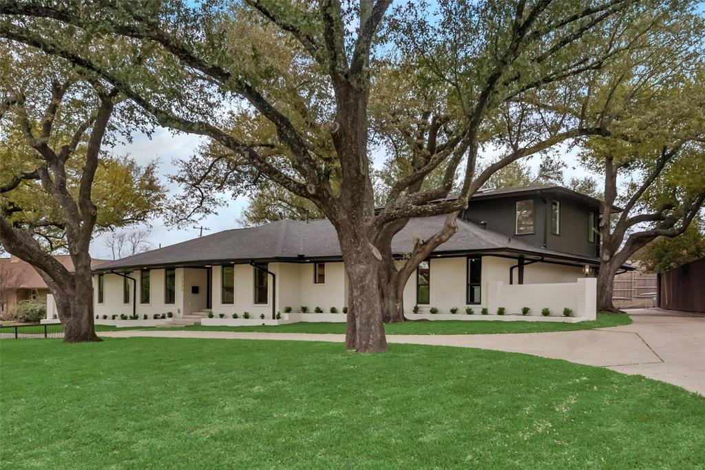 7335 Royal Circle