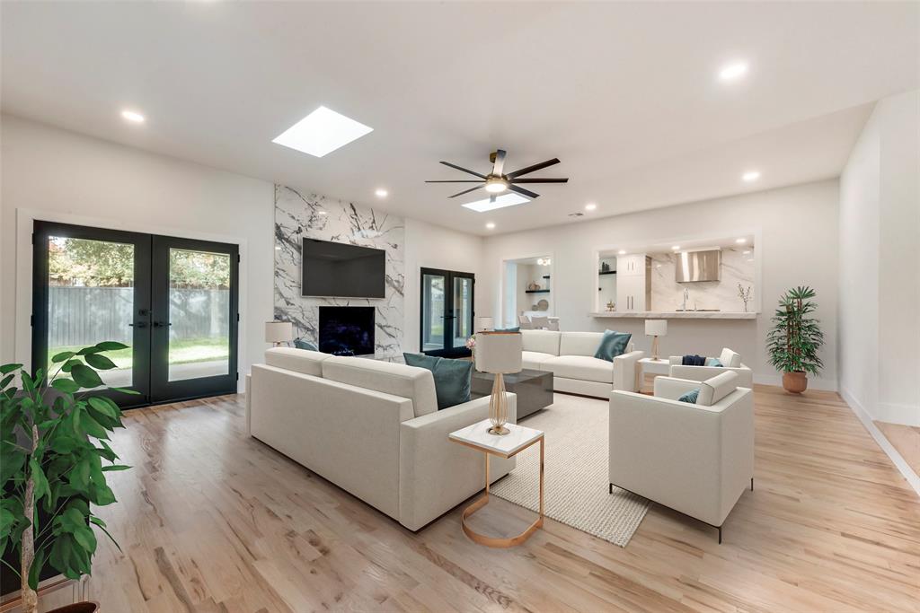 7335 Royal Circle