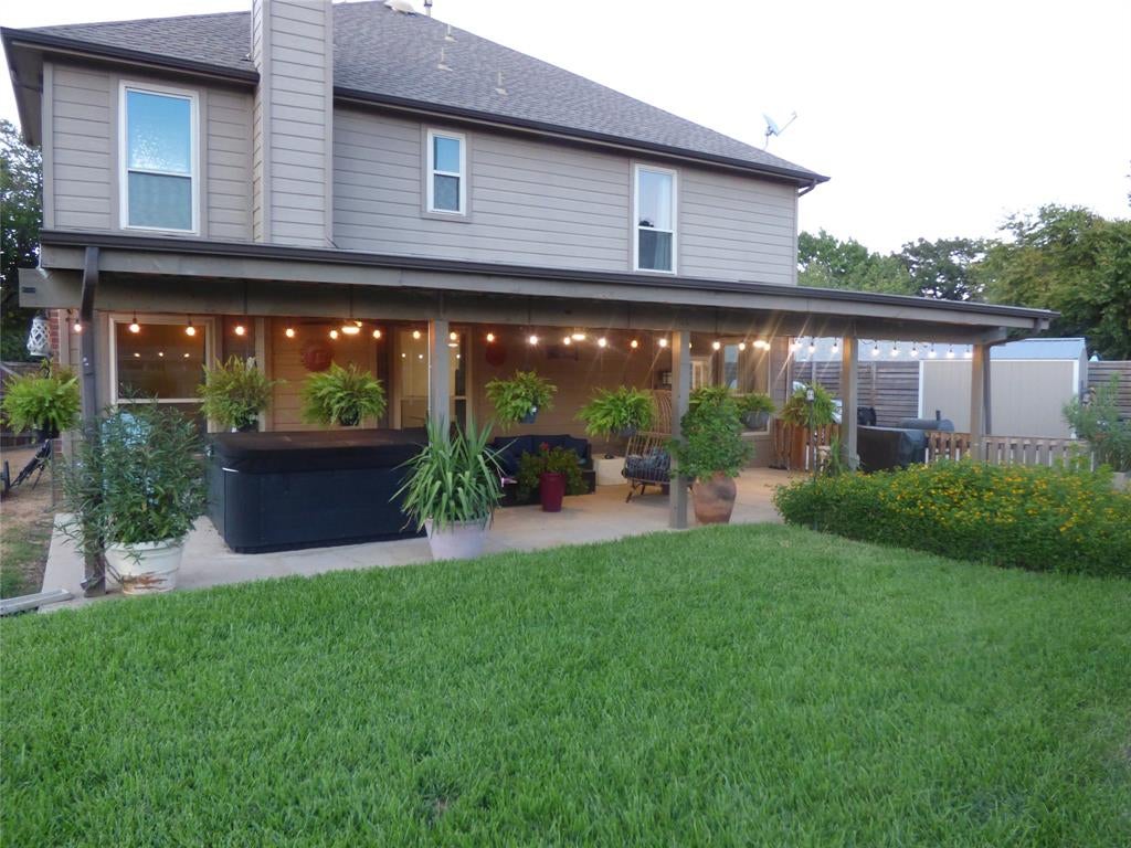 324 Georgian Oak Court