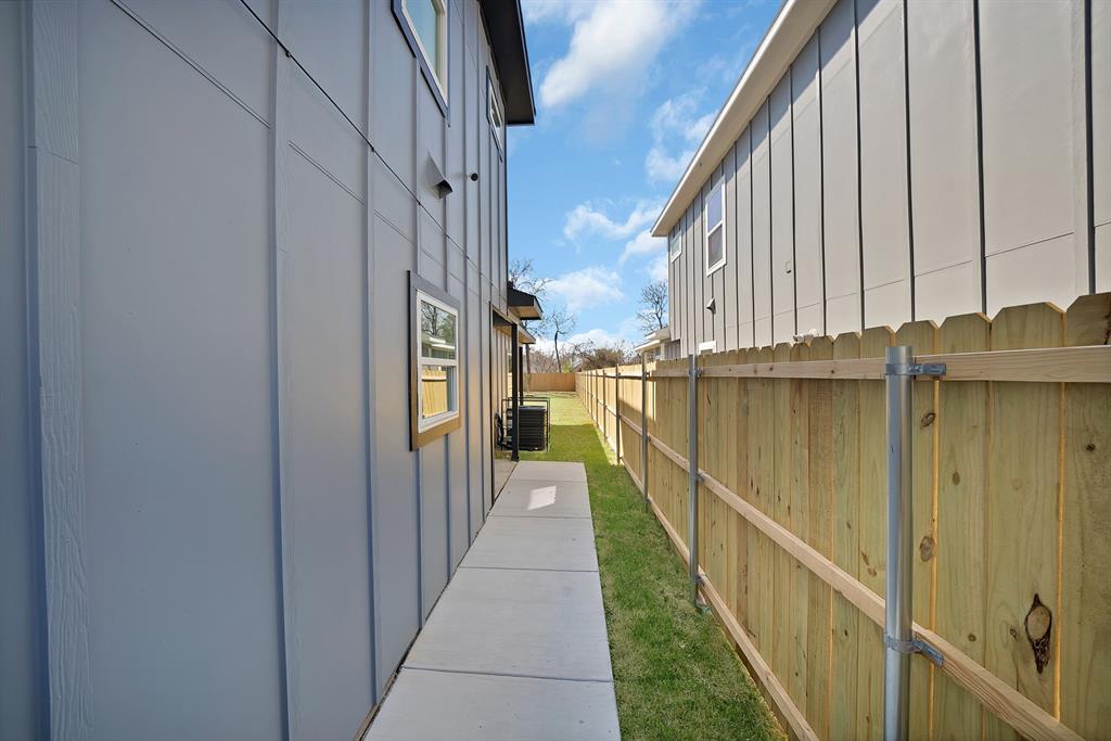 D ROWANS - Residential Income