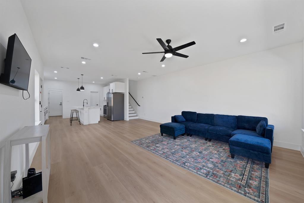 D ROWANS - Residential Income