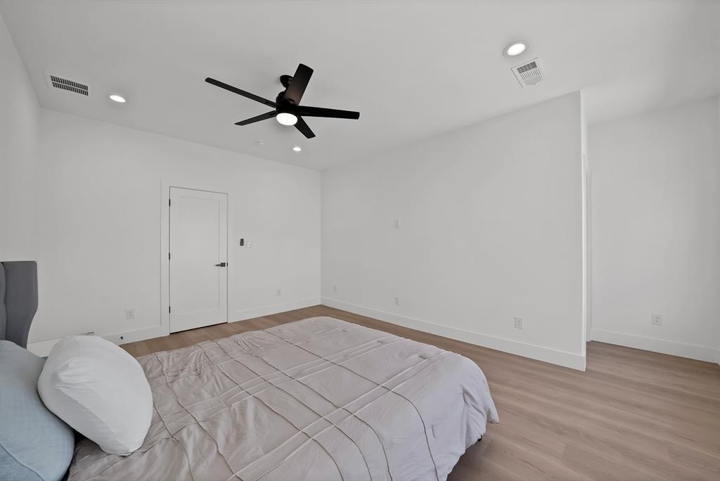 D ROWANS - Residential Income