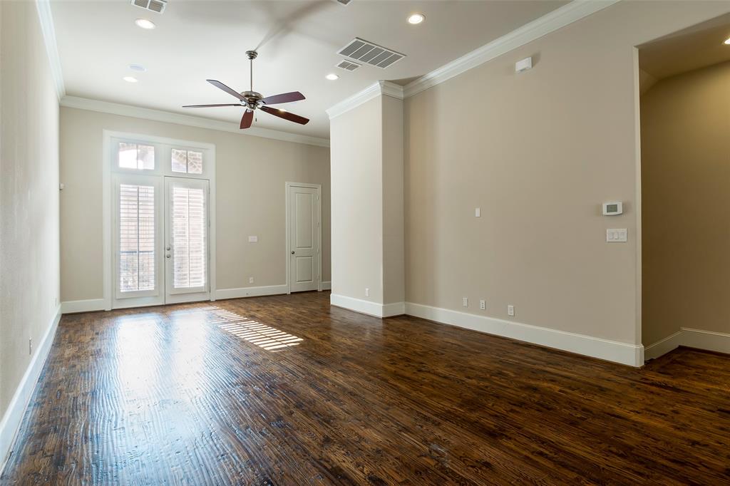 Irving, Texas 75039, United States, 3 Bedrooms Bedrooms, ,4 BathroomsBathrooms,Residential,Pending,13210
