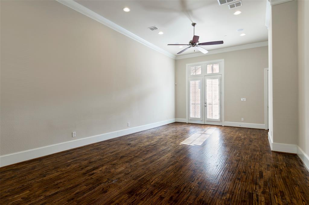 Irving, Texas 75039, United States, 3 Bedrooms Bedrooms, ,4 BathroomsBathrooms,Residential,Pending,13210