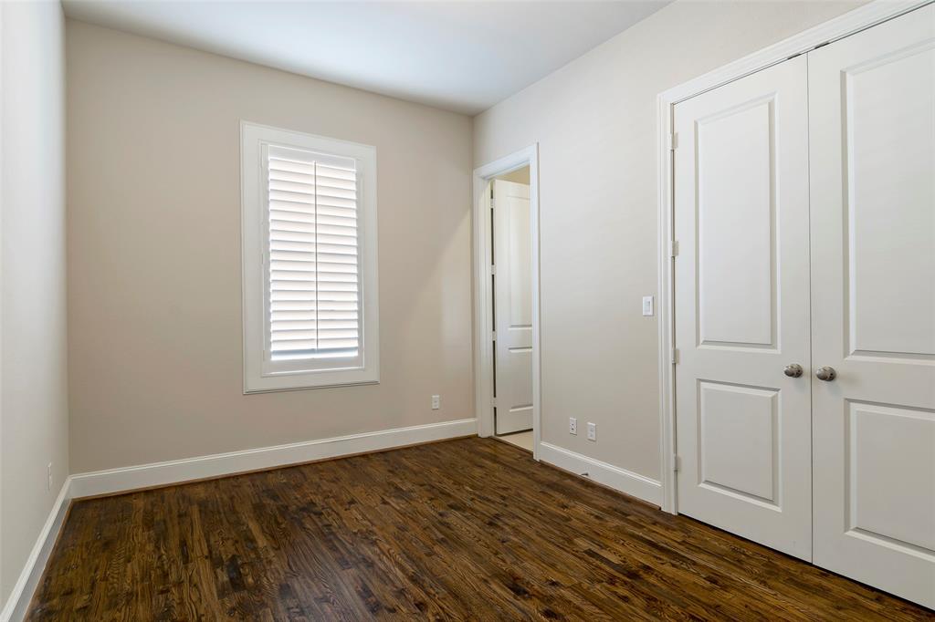 Irving, Texas 75039, United States, 3 Bedrooms Bedrooms, ,4 BathroomsBathrooms,Residential,Pending,13210