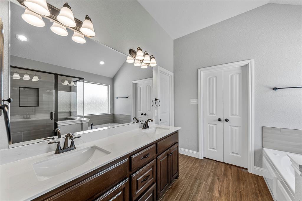 High Meadow Est, Ph II - Residential