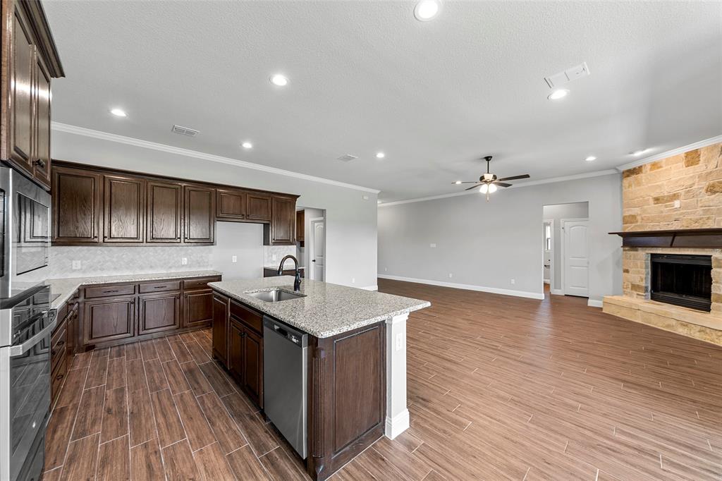 High Meadow Est, Ph II - Residential