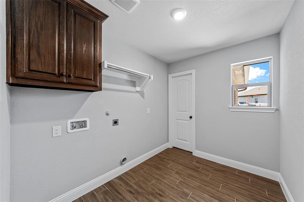 High Meadow Est, Ph II - Residential