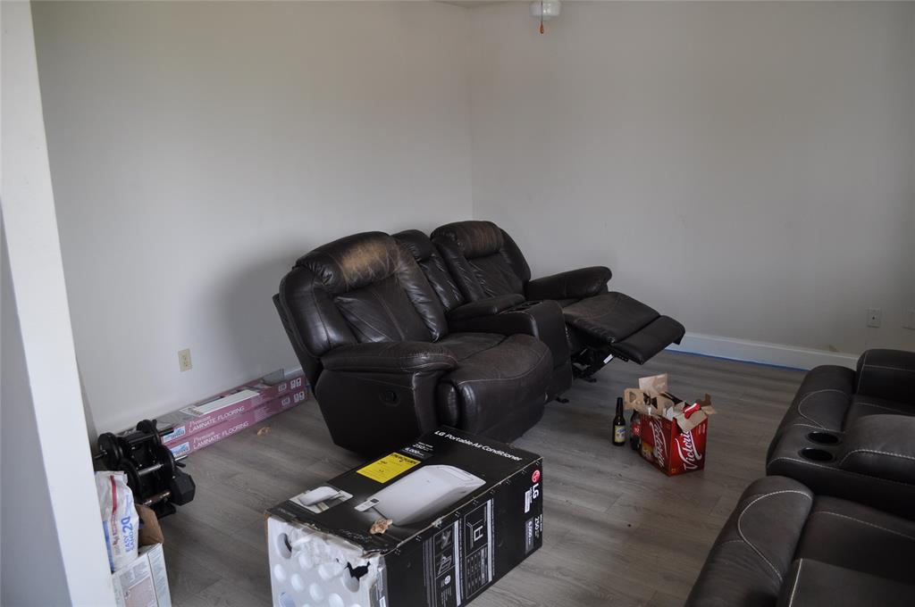 M D Bullion - Commercial Sale