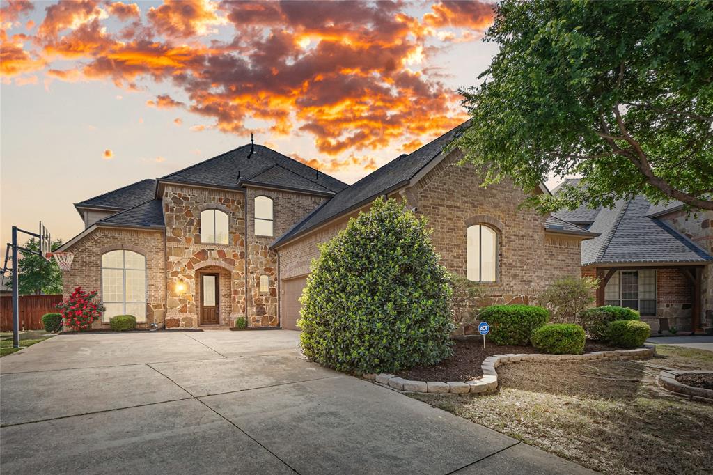 Lantana, Texas 76226, United States, 5 Bedrooms Bedrooms, ,4 BathroomsBathrooms,Residential,Pending,115889