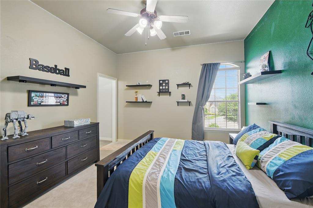 Lantana, Texas 76226, United States, 5 Bedrooms Bedrooms, ,4 BathroomsBathrooms,Residential,Pending,115889