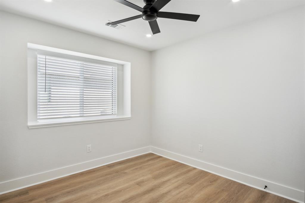 Rockwall, Texas 75032, United States, 3 Bedrooms Bedrooms, ,2 BathroomsBathrooms,Residential,Pending,135594