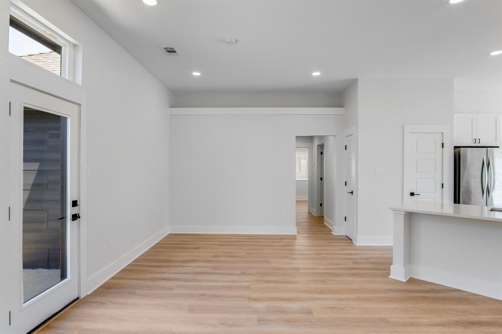 Rockwall, Texas 75032, United States, 3 Bedrooms Bedrooms, ,2 BathroomsBathrooms,Residential,Pending,135594