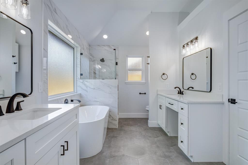 Rockwall, Texas 75032, United States, 3 Bedrooms Bedrooms, ,2 BathroomsBathrooms,Residential,Pending,135594