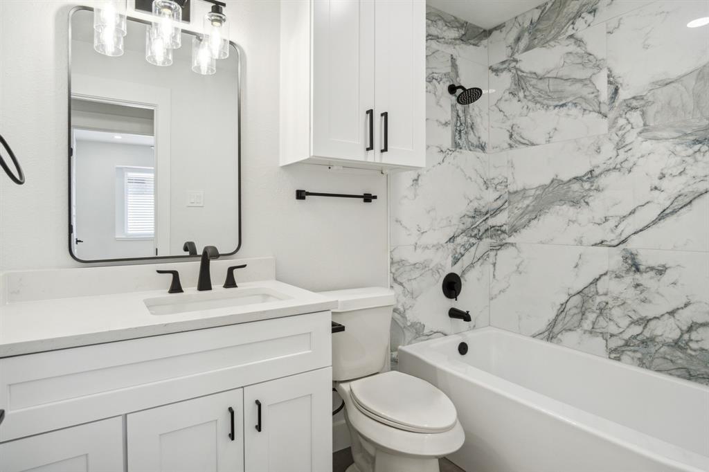 Rockwall, Texas 75032, United States, 3 Bedrooms Bedrooms, ,2 BathroomsBathrooms,Residential,Pending,135594