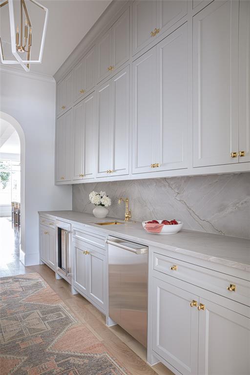 Crestmanor Estates - Residential