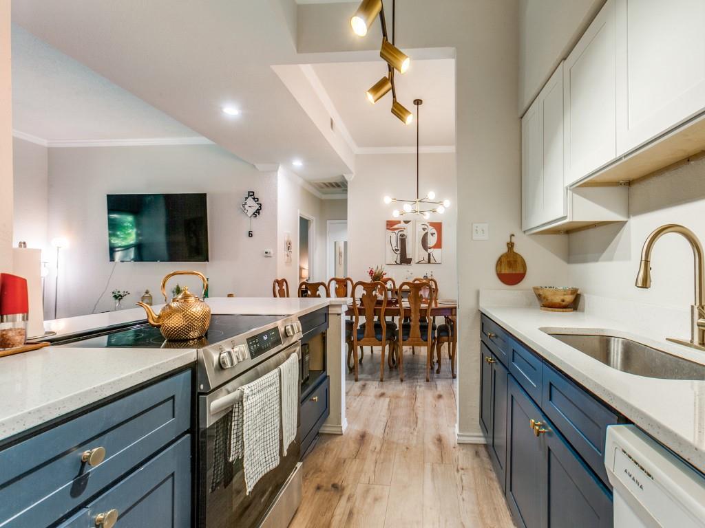 High Hollows Condo - Residential