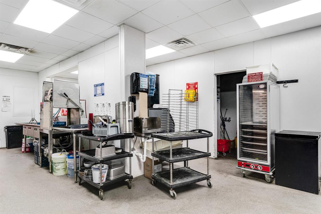 Tyler's Pizzeria Addition - Commercial Sale