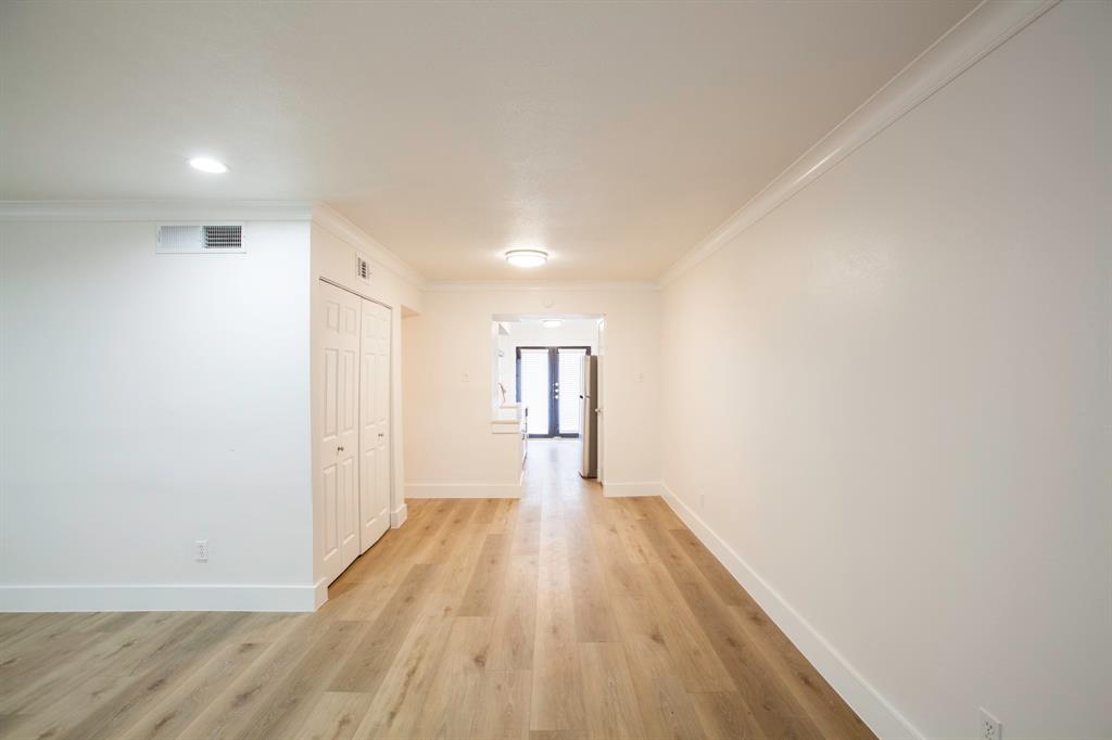 Dallas, Texas 75230, United States, 1 Bedroom Bedrooms, ,1 BathroomBathrooms,Residential,Active,205974