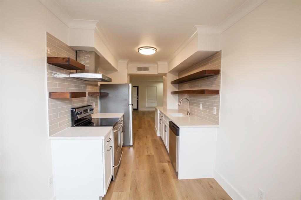 Dallas, Texas 75230, United States, 1 Bedroom Bedrooms, ,1 BathroomBathrooms,Residential,Active,205974