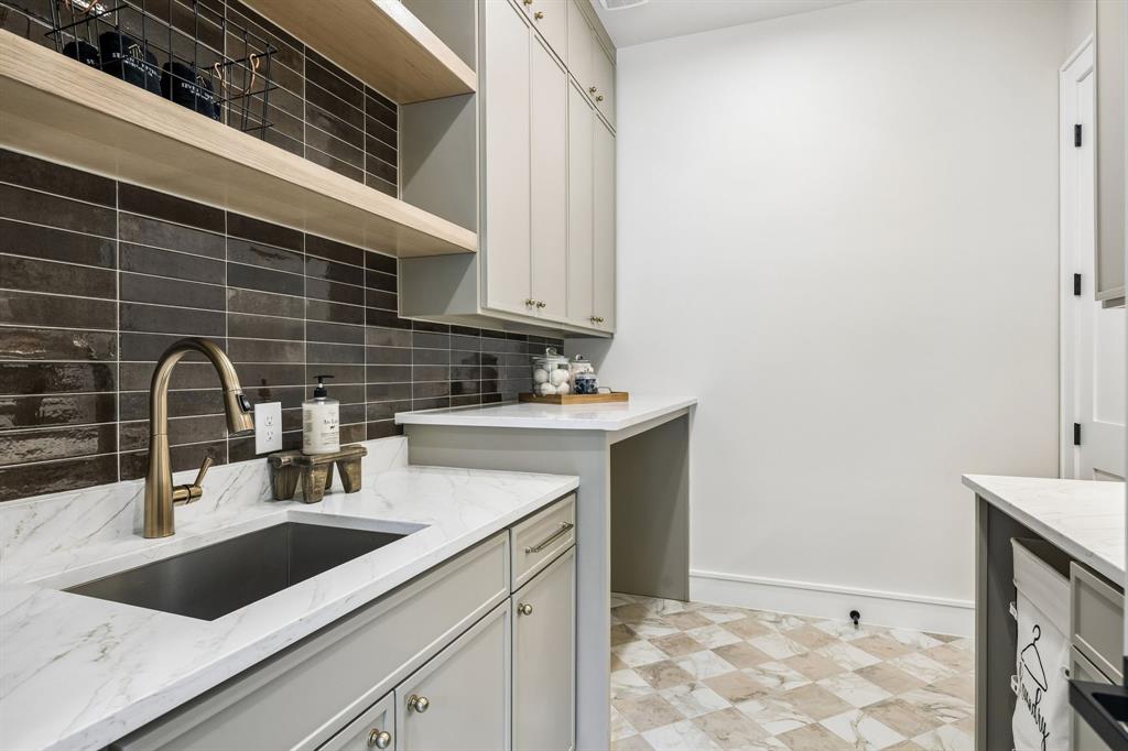 Prestonwood - Residential