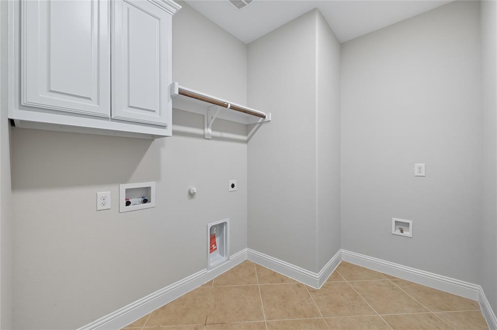 Frisco, Texas 75034, United States, 3 Bedrooms Bedrooms, ,3 BathroomsBathrooms,Residential,Active,224133