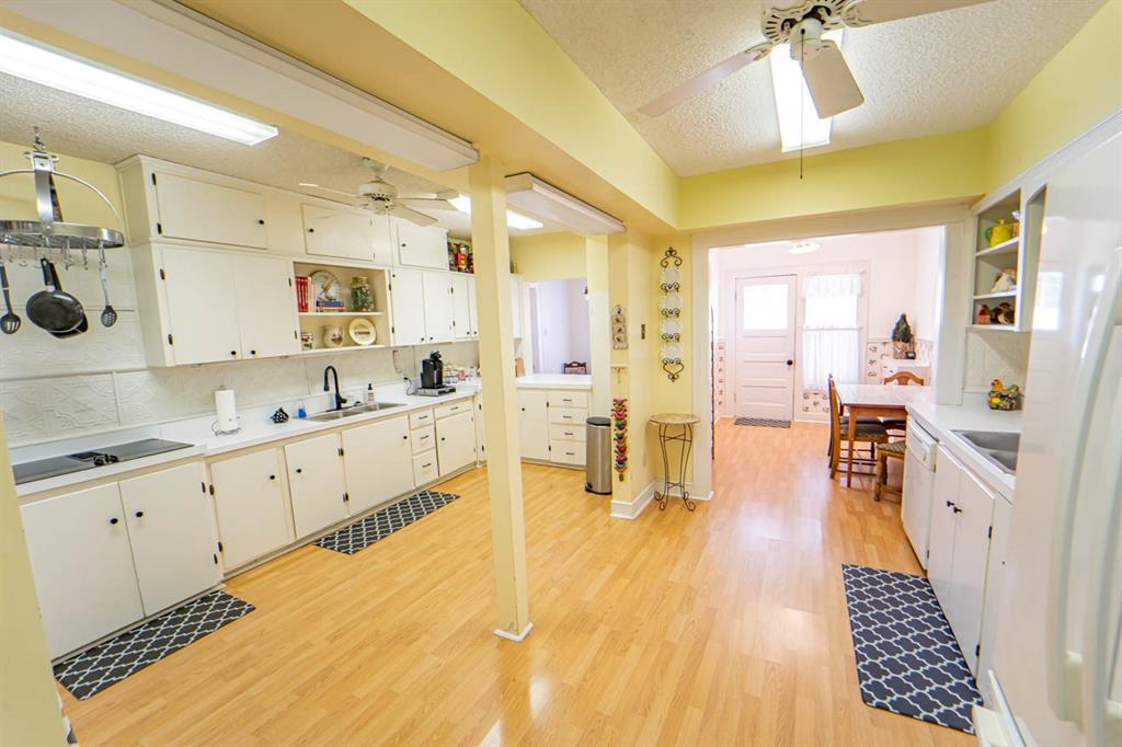 Lakeview - Commercial Sale