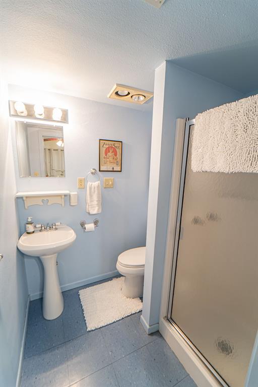 Lakeview - Commercial Sale