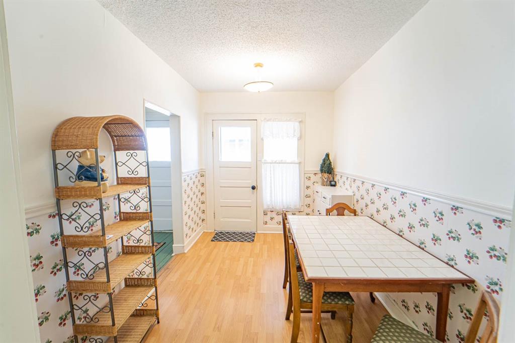 Lakeview - Commercial Sale