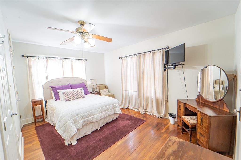 Lakeview - Commercial Sale