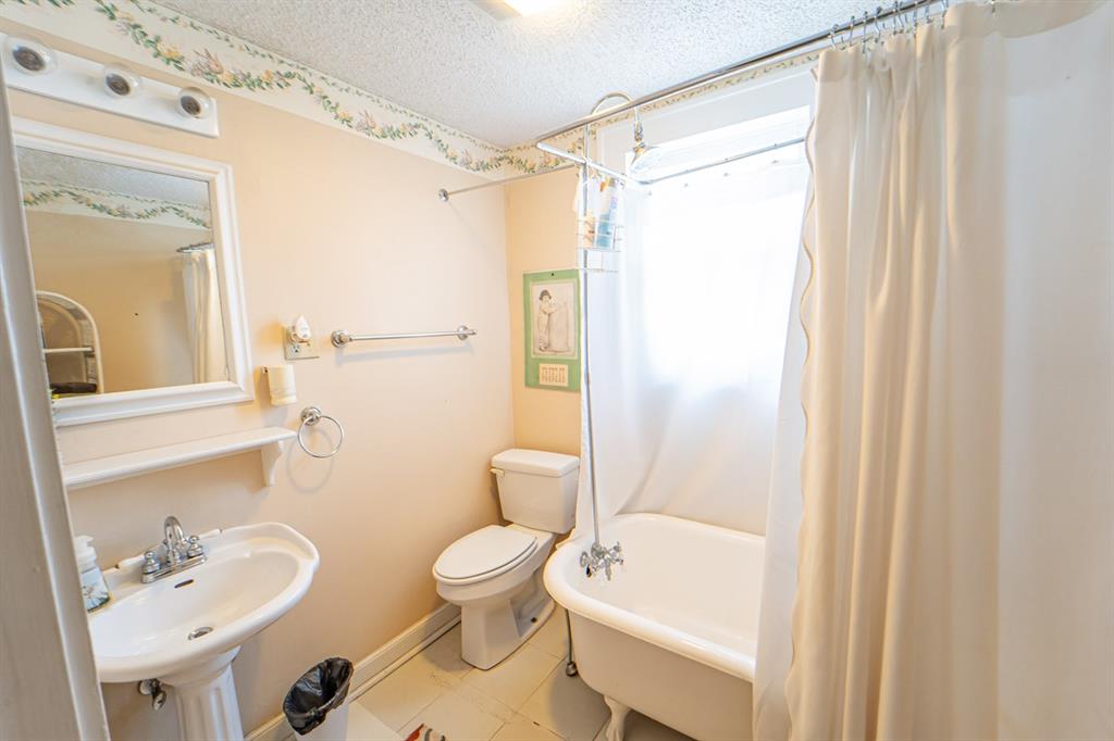 Lakeview - Commercial Sale