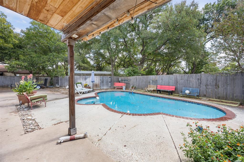 Lake Country Estates - Residential