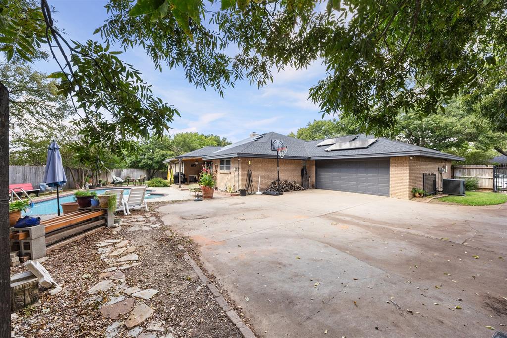 Lake Country Estates - Residential