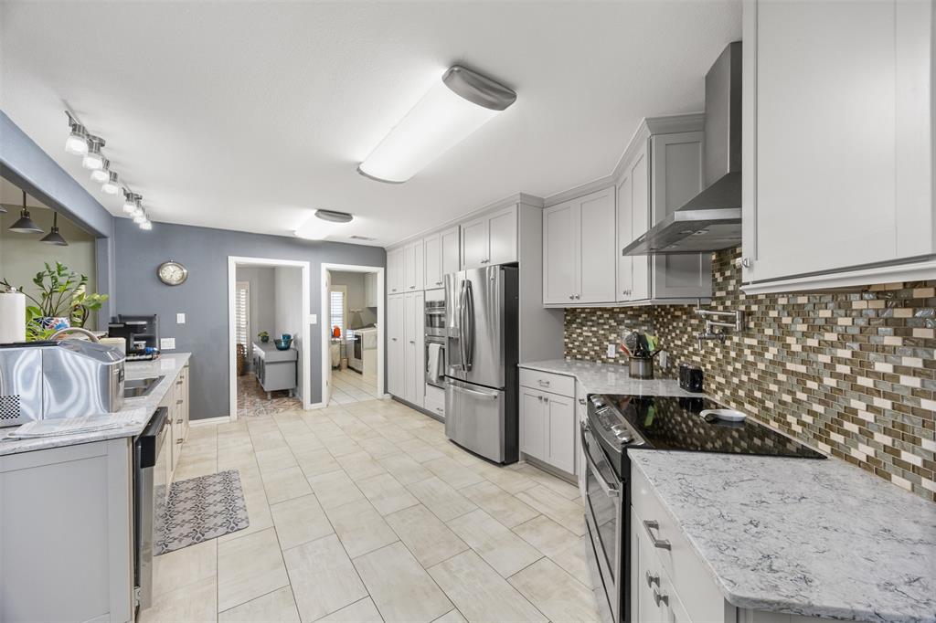 Lake Country Estates - Residential