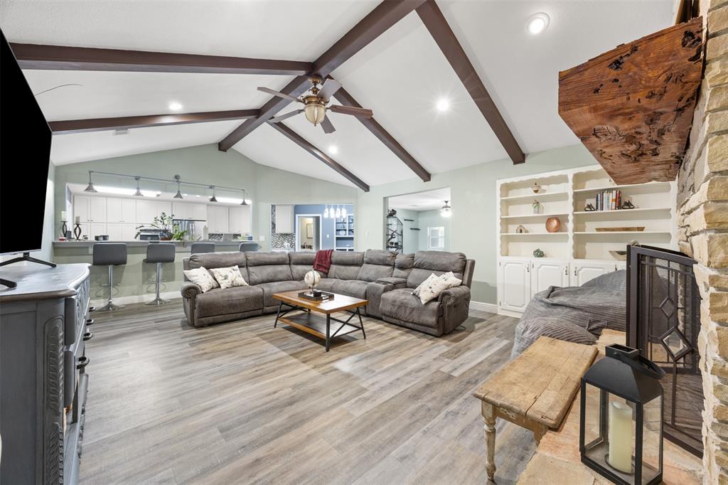 Lake Country Estates - Residential