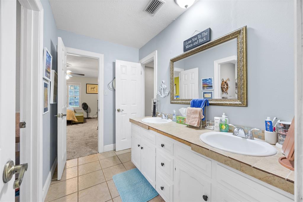 Lake Country Estates - Residential