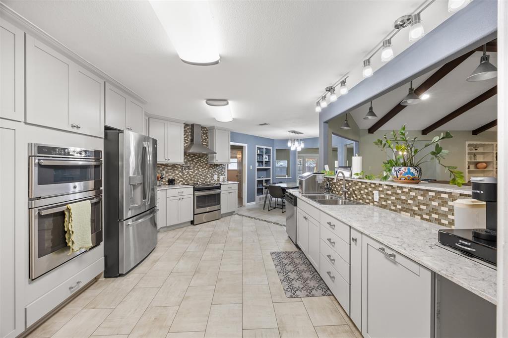 Lake Country Estates - Residential