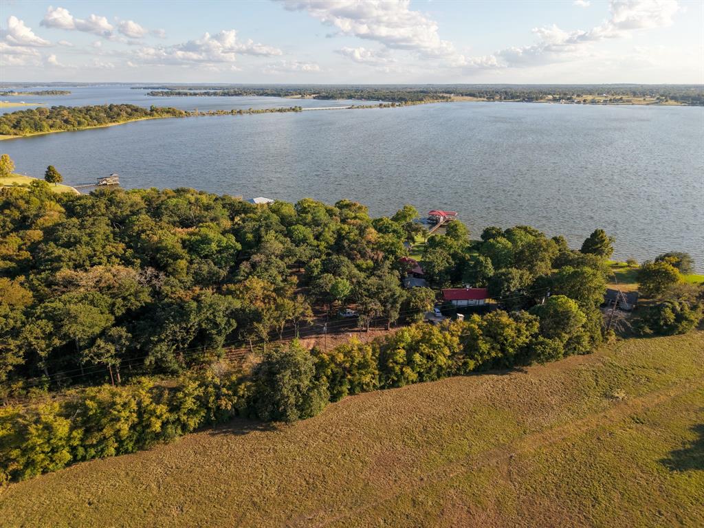 J L Chavert-East Lake - Land