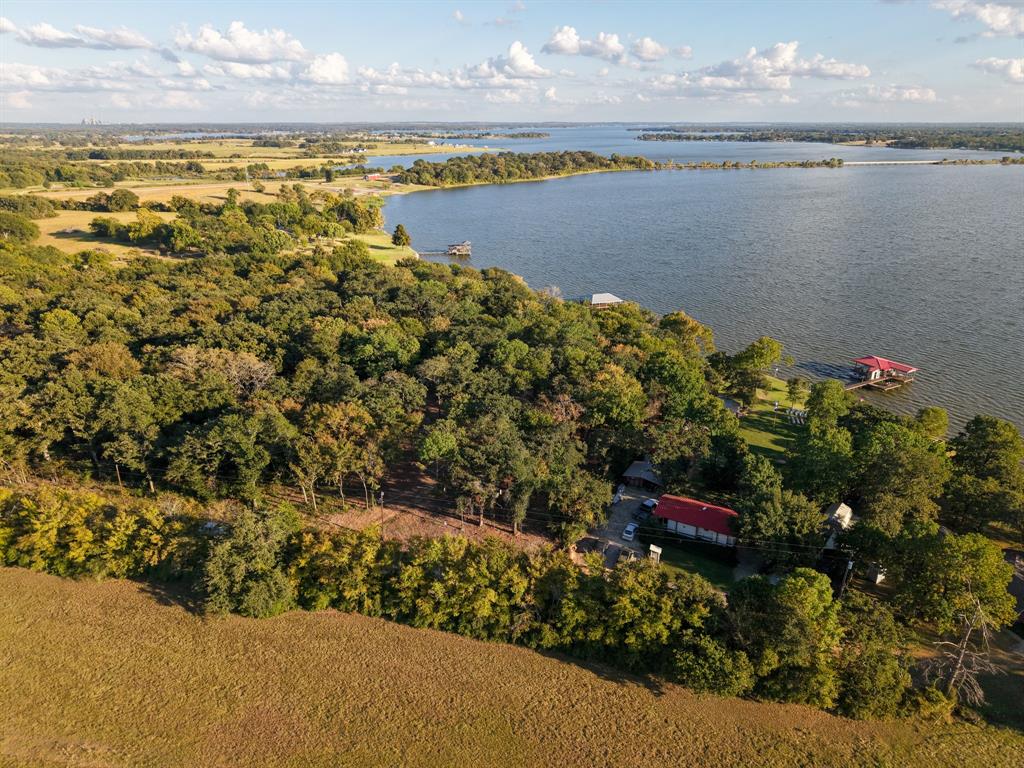 J L Chavert-East Lake - Land